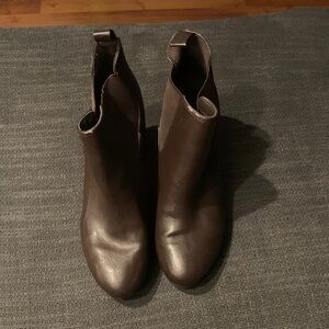 Dexflex Comfort Dark Brown Ankle Booties